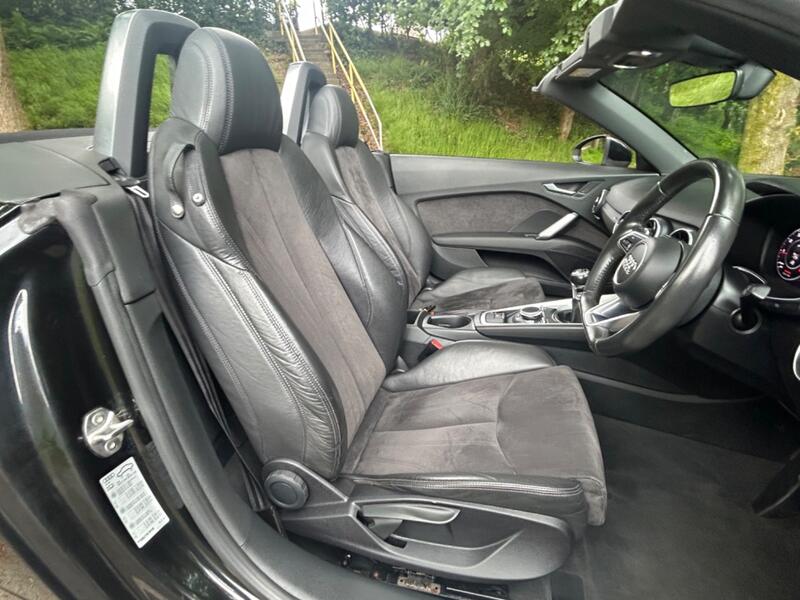 AUDI TT