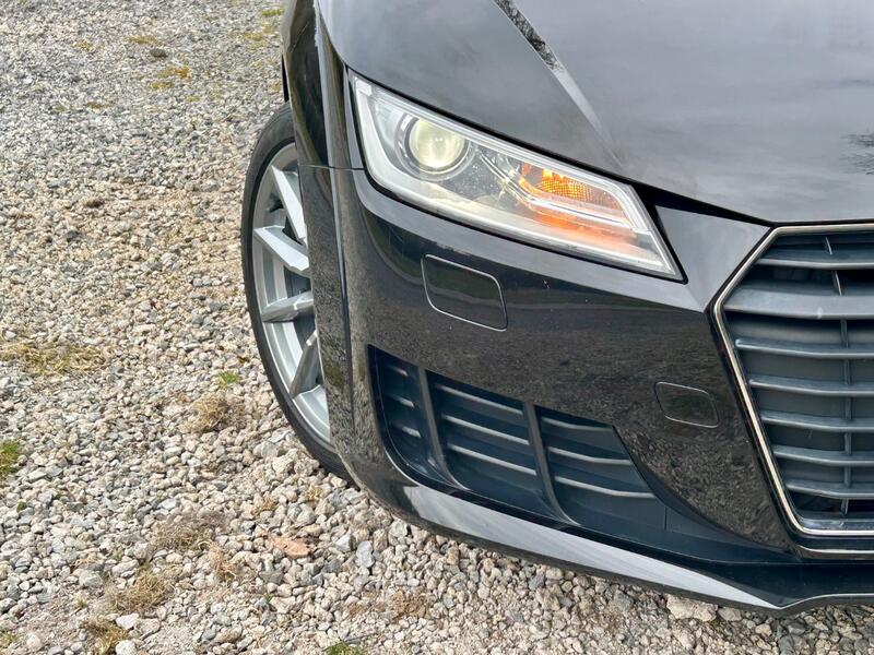 AUDI TT