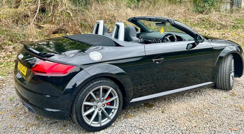 AUDI TT