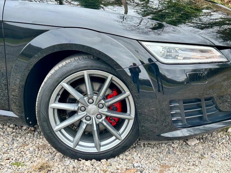 AUDI TT