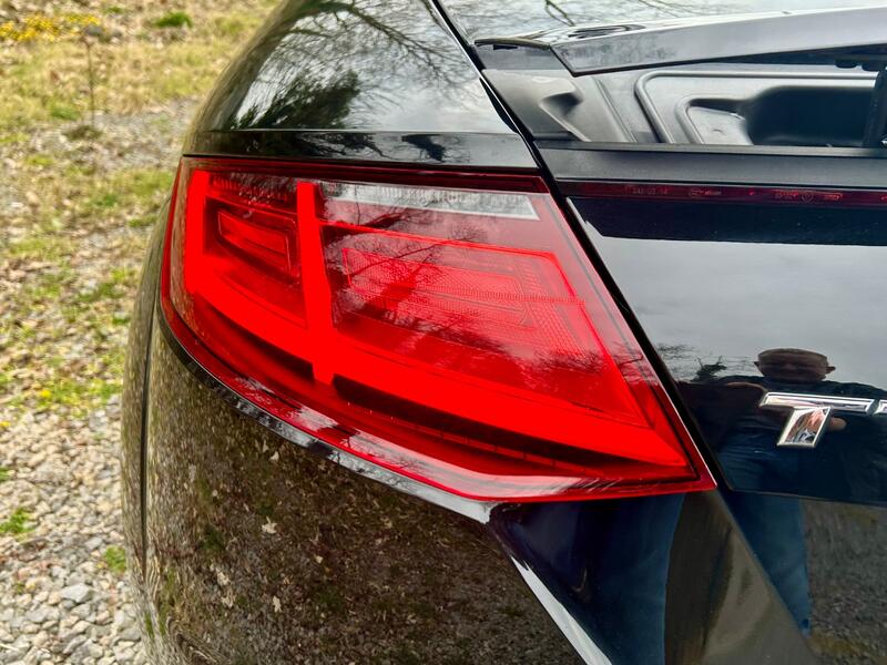 AUDI TT