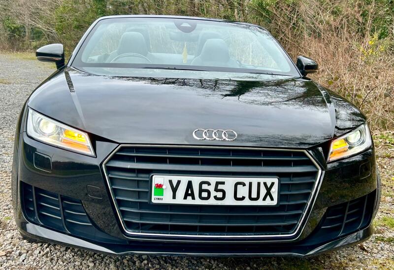 AUDI TT