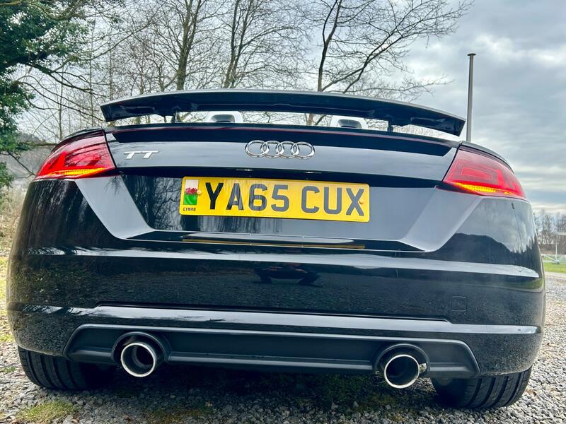 AUDI TT