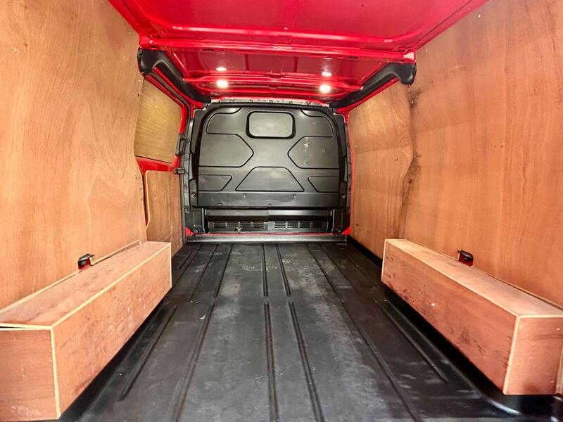 FORD TRANSIT CUSTOM