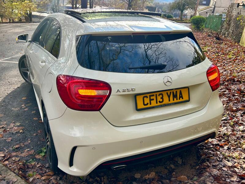 MERCEDES-BENZ A CLASS