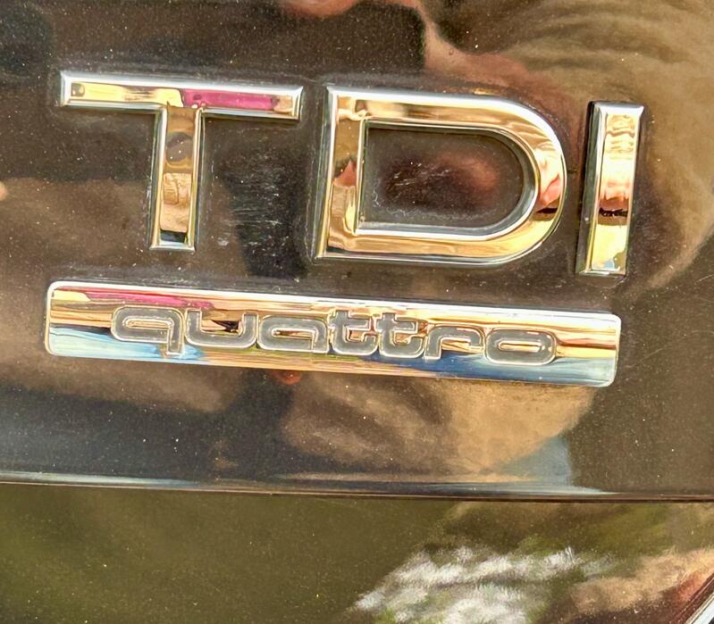 AUDI TT
