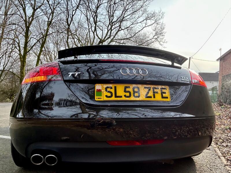 AUDI TT
