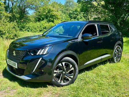 PEUGEOT 2008 1.5 BlueHDi *GT*FPSH-I-Cockpit-Cam-Nav-LED Lights**FLAWLESS!**