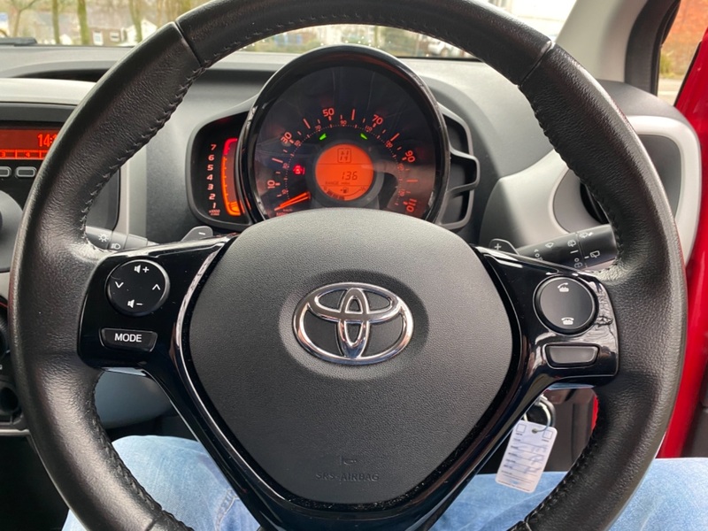 TOYOTA AYGO