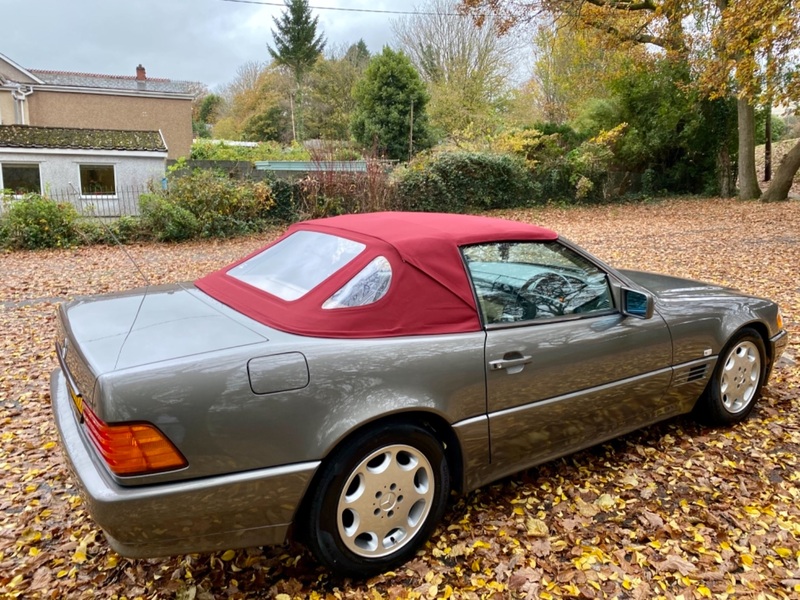 MERCEDES-BENZ SL