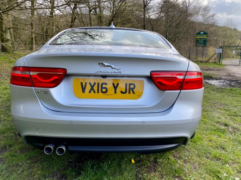 JAGUAR XE